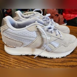 Women's reebok tennis shoes size 8